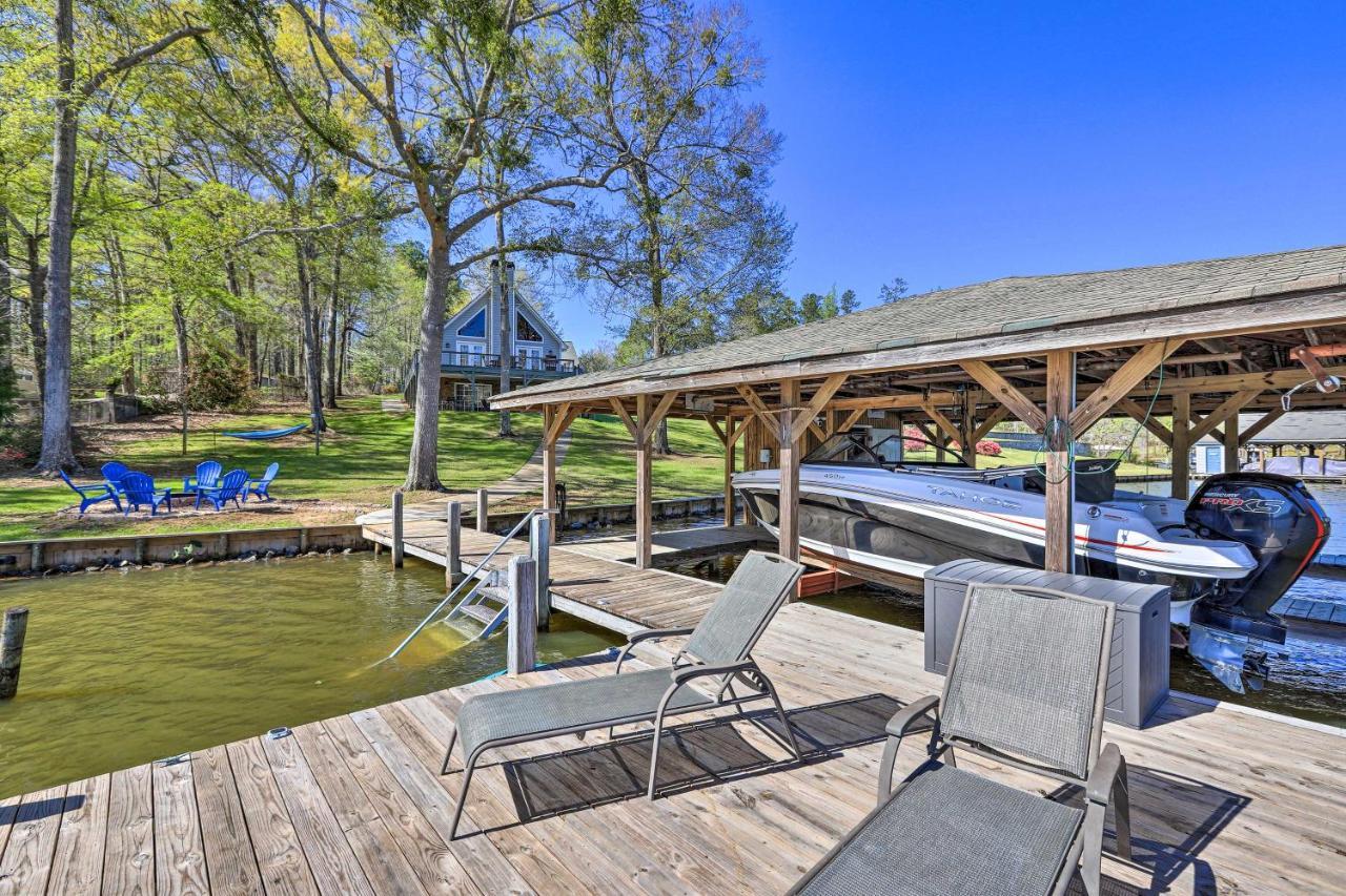 Lakefront Eatonton Home Boat Dock And Fire Pit Exterior photo